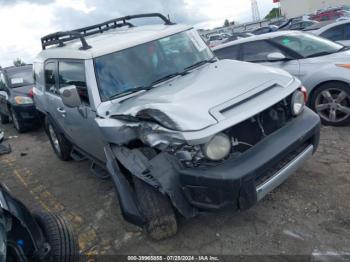  Salvage Toyota FJ Cruiser