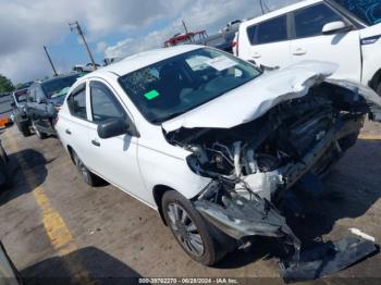  Salvage Nissan Versa