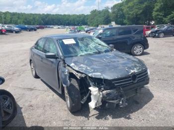  Salvage Volkswagen Jetta