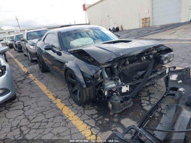  Salvage Dodge Challenger