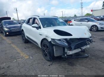  Salvage Porsche Macan