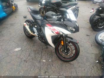  Salvage Yamaha Yzfr3