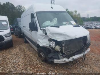  Salvage Mercedes-Benz Sprinter 3500