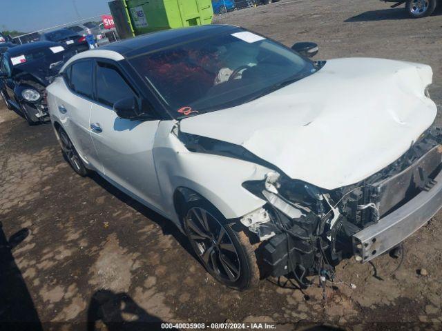  Salvage Nissan Maxima