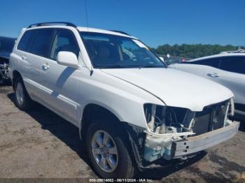  Salvage Toyota Highlander