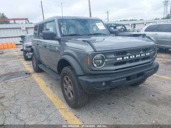  Salvage Ford Bronco