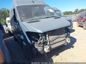  Salvage Mercedes-Benz Sprinter 2500