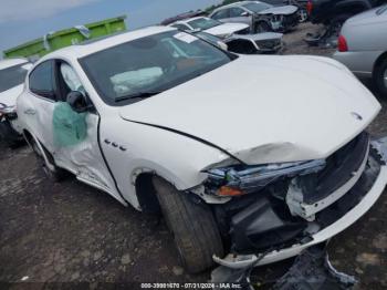  Salvage Maserati Levante