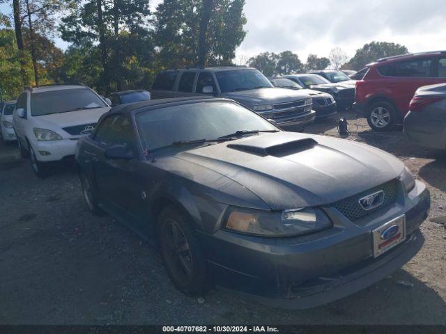  Salvage Ford Mustang