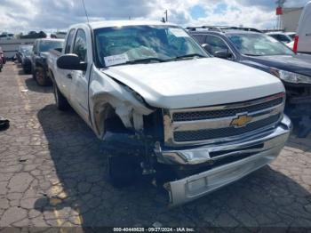  Salvage Chevrolet Silverado 1500