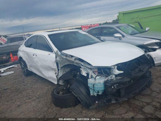  Salvage Lexus Es