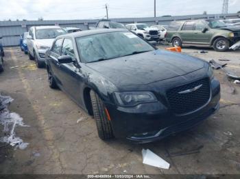  Salvage Chrysler 300