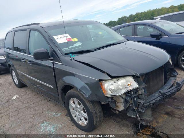  Salvage Chrysler Town & Country