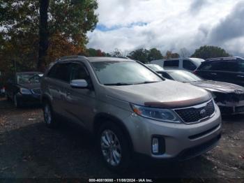  Salvage Kia Sorento