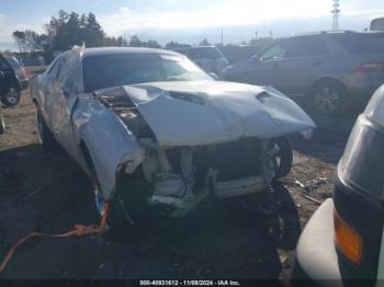  Salvage Dodge Challenger