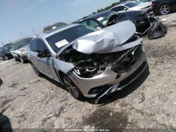  Salvage Buick Regal Sportback