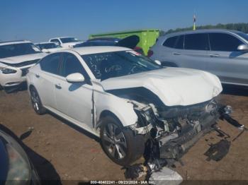  Salvage Nissan Altima