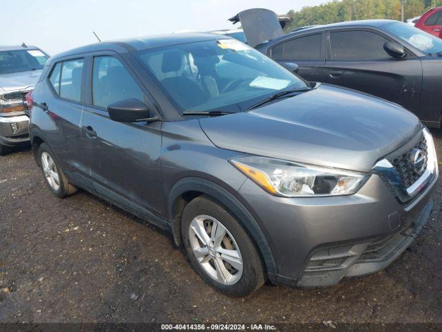  Salvage Nissan Kicks