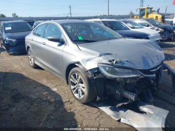  Salvage Chrysler 200