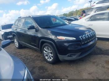  Salvage Jeep Cherokee