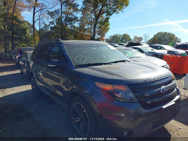  Salvage Ford Explorer