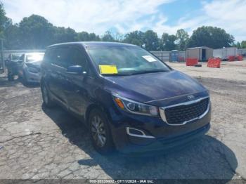  Salvage Kia Sedona