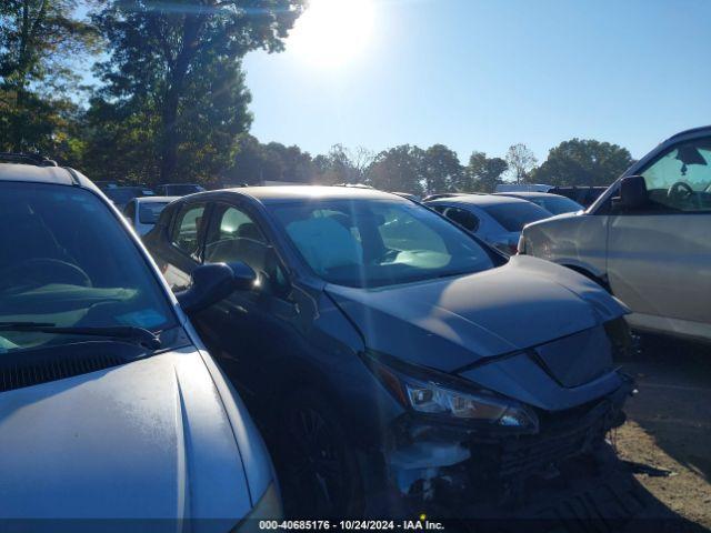  Salvage Nissan LEAF