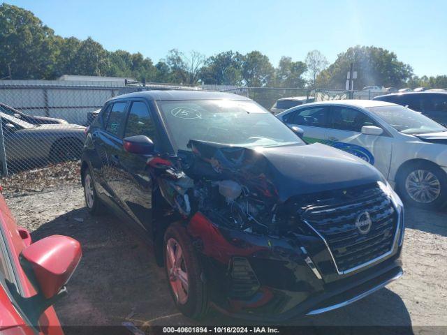  Salvage Nissan Kicks