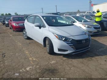  Salvage Nissan Versa