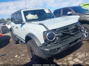  Salvage Ford Bronco