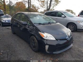  Salvage Toyota Prius