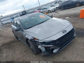  Salvage Hyundai ELANTRA