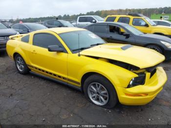  Salvage Ford Mustang