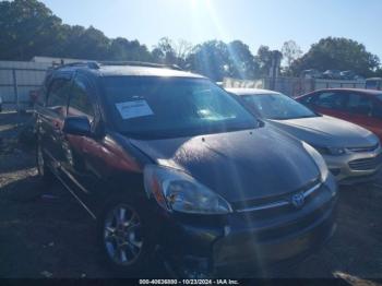  Salvage Toyota Sienna