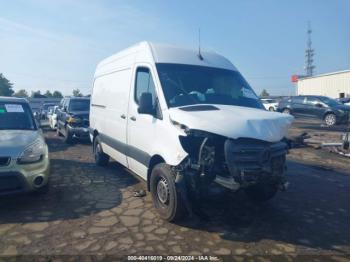  Salvage Mercedes-Benz Sprinter 2500