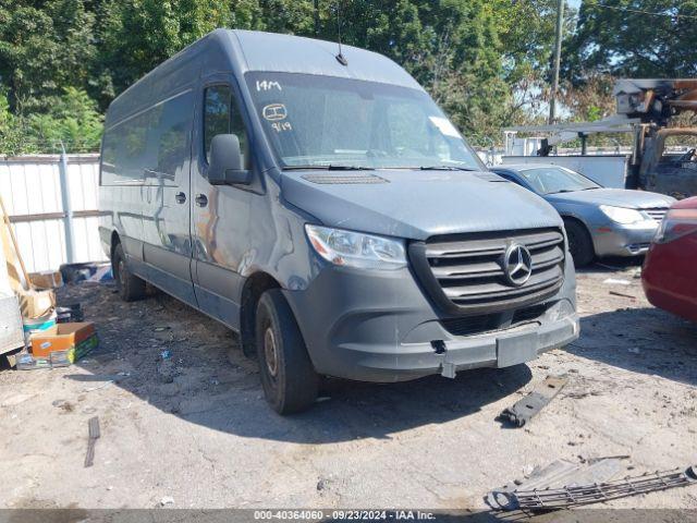  Salvage Mercedes-Benz Sprinter 2500