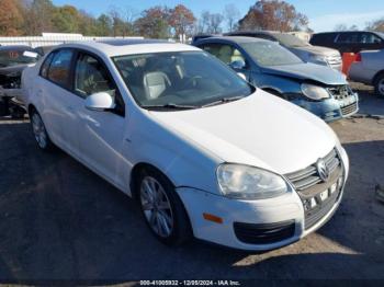  Salvage Volkswagen Jetta