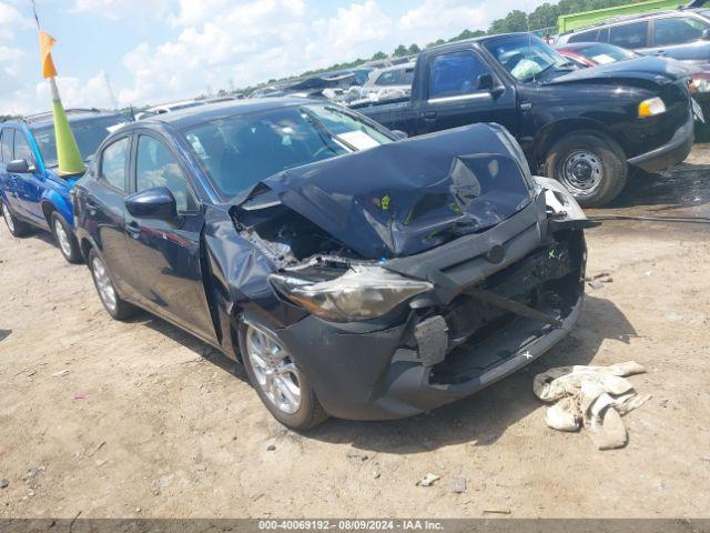  Salvage Toyota Yaris