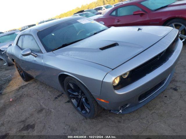  Salvage Dodge Challenger