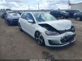  Salvage Volkswagen Golf