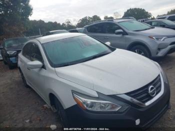  Salvage Nissan Altima