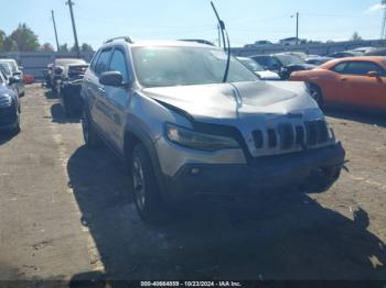  Salvage Jeep Cherokee