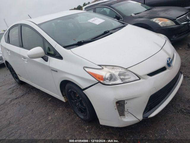  Salvage Toyota Prius