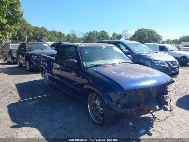  Salvage Chevrolet S-10