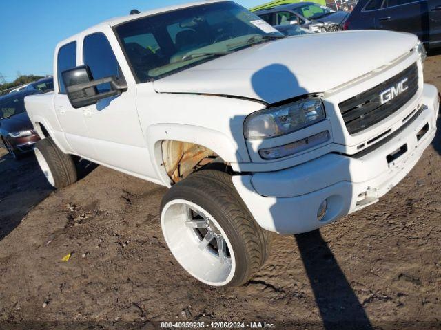  Salvage GMC Sierra 2500