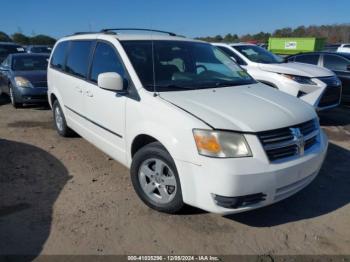  Salvage Dodge Grand Caravan