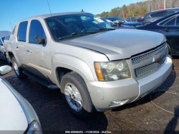  Salvage Chevrolet Avalanche 1500