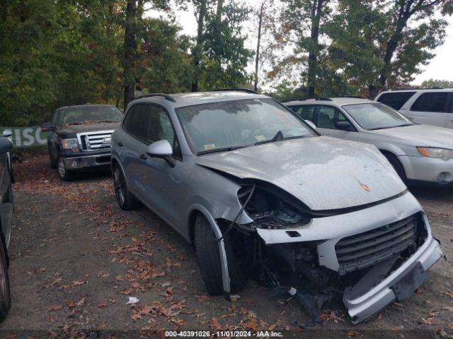  Salvage Porsche Cayenne