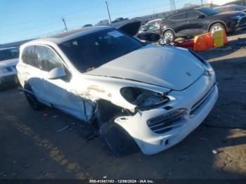  Salvage Porsche Cayenne