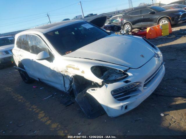  Salvage Porsche Cayenne